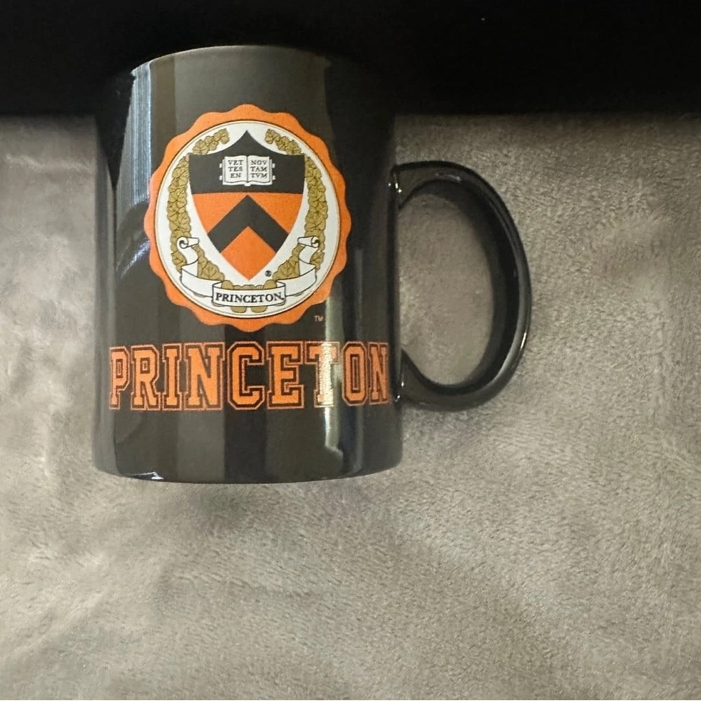 PRINCETON UNIVERSITY‎ LICENSED BLACK COFFEE MUG, PRINCETON, NJ, NEW
